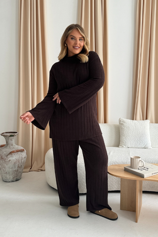 Curve chunky knitted flare sleeve tunic jumper in Chocolate