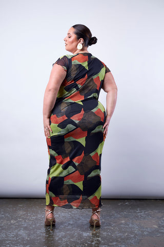 Mesh short sleeved maxi dress in geo print