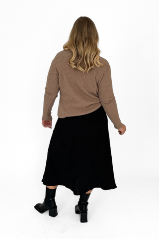 Curve A Line crepe midi skirt with split in black