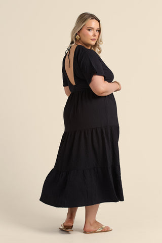 Curve Seersucker Tie Back Tired Midaxi Dress