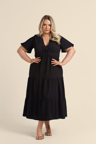 Curve Seersucker Tie Back Tired Midaxi Dress