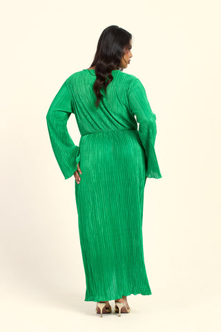 Curve Twist Front Plisse Flare Sleeve Midaxi Dress