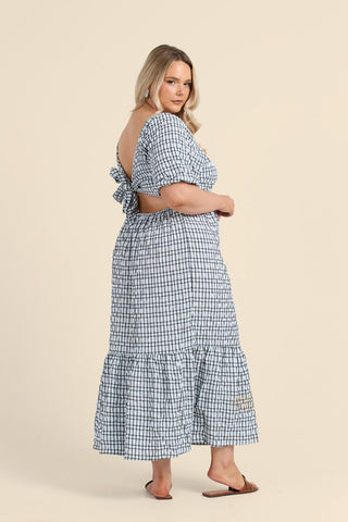 Curve Seersucker Checked Tie Back Midaxi Dress