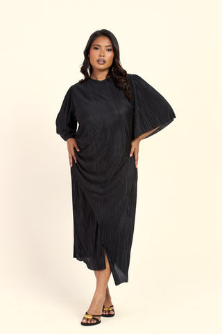 Curve Plisse Ruched Side Flutter Sleeve Midi Dress