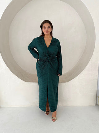 Curve Plisse Twist Front Midaxi Dress