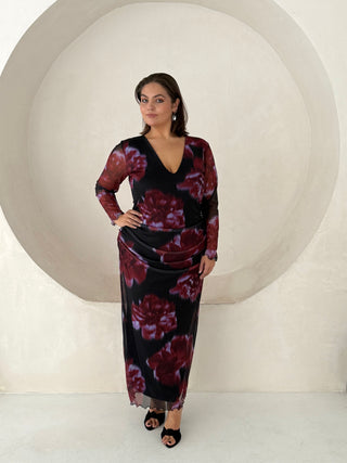 Curve V Neck ruched Midaxi Dress In Statement Floral