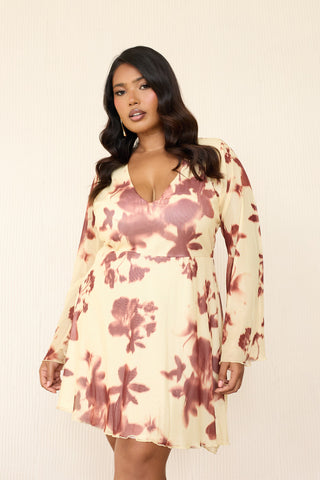 Curve Floral Print Flare Sleeve Butter Milk Mini Skater Dress