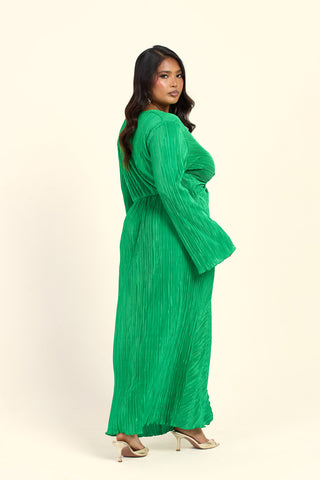 Curve Twist Front Plisse Flare Sleeve Midaxi Dress