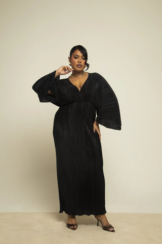 Curve Batwing Plisse Black Maxi Dress