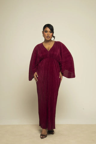 Curve Batwing plisse Burgundy Maxi Dress