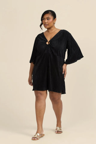 Curve Angel sleeve O ring detail plisse playsuit in black