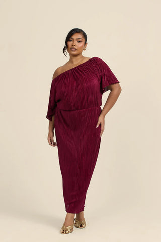 Curve drop shoulder burgundy plisse midaxi dress