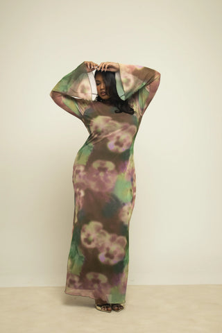 Curve Water Colour Floral Flare Sleeve Mesh Midaxi Dress by