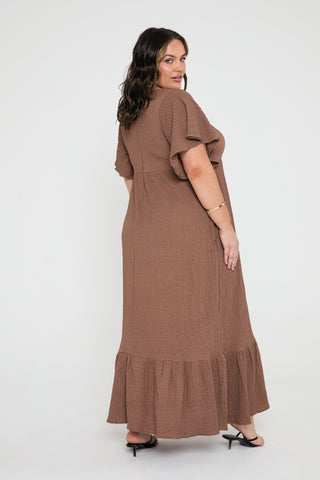 Textured flutter sleeve maxi dress in mocha