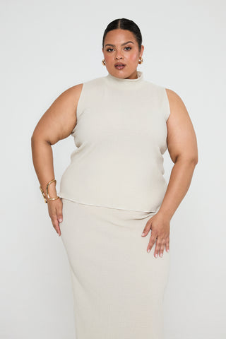 Textured Crinkle stretch sleeveless Top in Stone