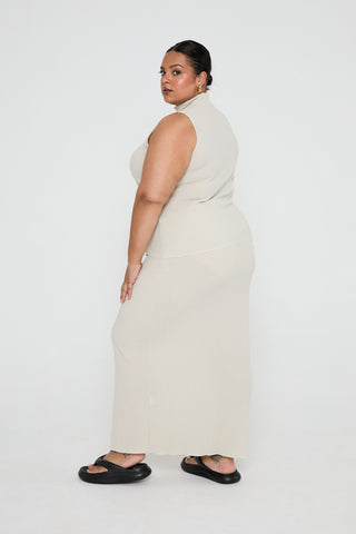 Textured Crinkle stretch sleeveless Top in Stone