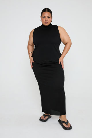 Textured Crinkle straight fit stretch maxi skirt in black