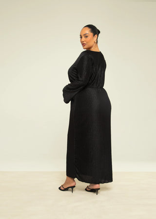 Curve Chevron Pleat Twist Front Midaxi Dress