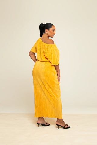 Curve Plisse drop shoulder midi dress in yellow