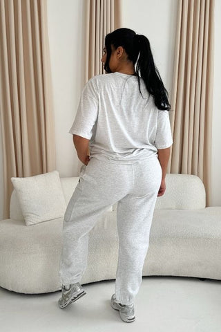 FASHION SZN 1ST EDITION Jogger in Ice Grey