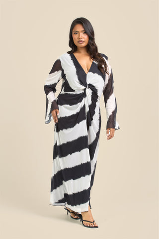 Curve Monochrome Twist Front Plunge Flare Sleeved Midi Dress