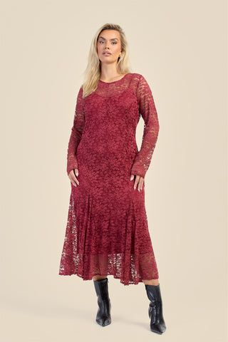 Curve Long Sleeve Lace Godet Hem Midaxi Dress