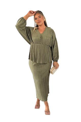 Curve Plisse batwing peplum top in soft khaki