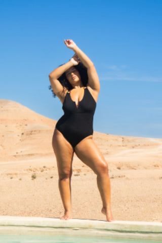 Curve Trim Detail Sculpting Crinkle Swimsuit
