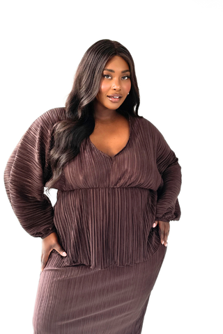 Curve plisse midi skirt in chocolate