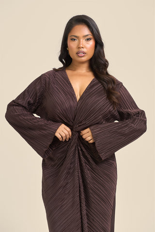 Curve Plisse Twist Front Flare Sleeve Midaxi Dress