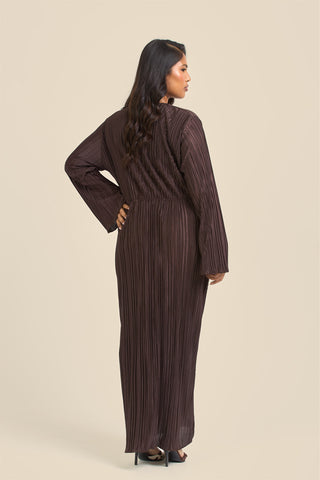 Curve Plisse Twist Front Flare Sleeve Midaxi Dress