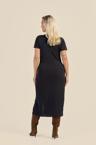 Curve Textured Knit Knotted Front Midi Dress