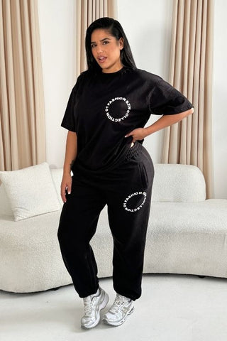 FASHION SZN 01 COLLECTION Jogger in Black