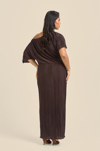 Curve Drop shoulder plisse midaxi dress in chocolate