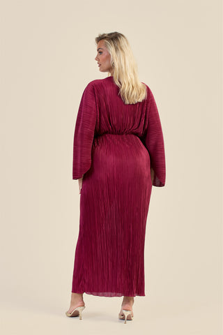 Curve Batwing plisse Burgundy Maxi Dress