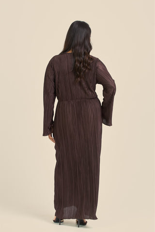 Curve Plisse Twist Front Flare Sleeve Midaxi Dress
