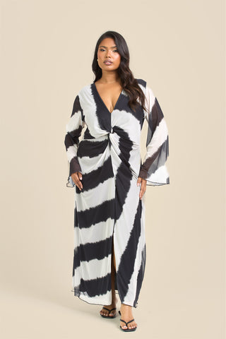Curve Monochrome Twist Front Plunge Flare Sleeved Midi Dress