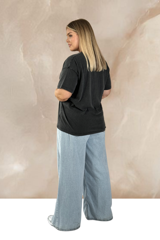 Curve acid wash cotton printed tee in slate
