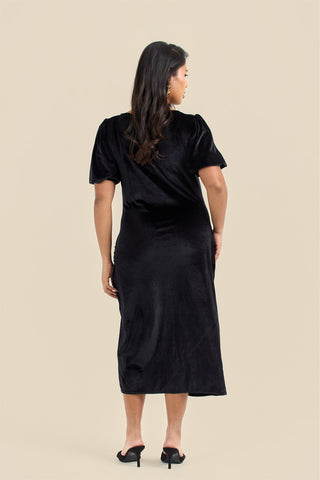 Plus Size Black Velvet Puff Sleeve Ruched Midi Dress