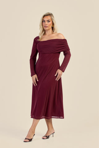 Curve Gathered Neck Long Sleeve Midi Dress