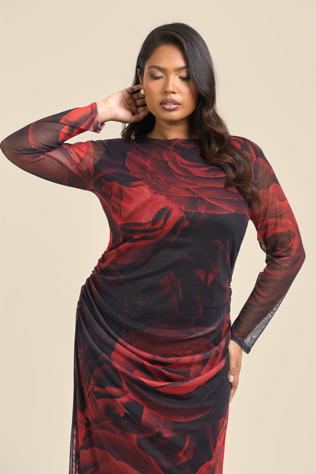 ruched midaxi dress PrettyLittleThing Women's Double Layer Slinky Asymmetrical Ruched Midaxi Dress in Red