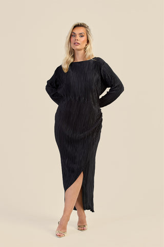 Curve Ruched Front Long Sleeve Black Plisse Midaxi Dress