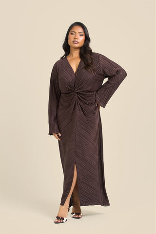Curve Plisse Twist Front Flare Sleeve Midaxi Dress