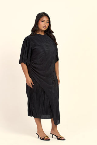 Curve Plisse Ruched Side Flutter Sleeve Midi Dress