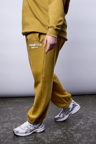 FASHION SZN SPORTS CLUB Joggers in Olive
