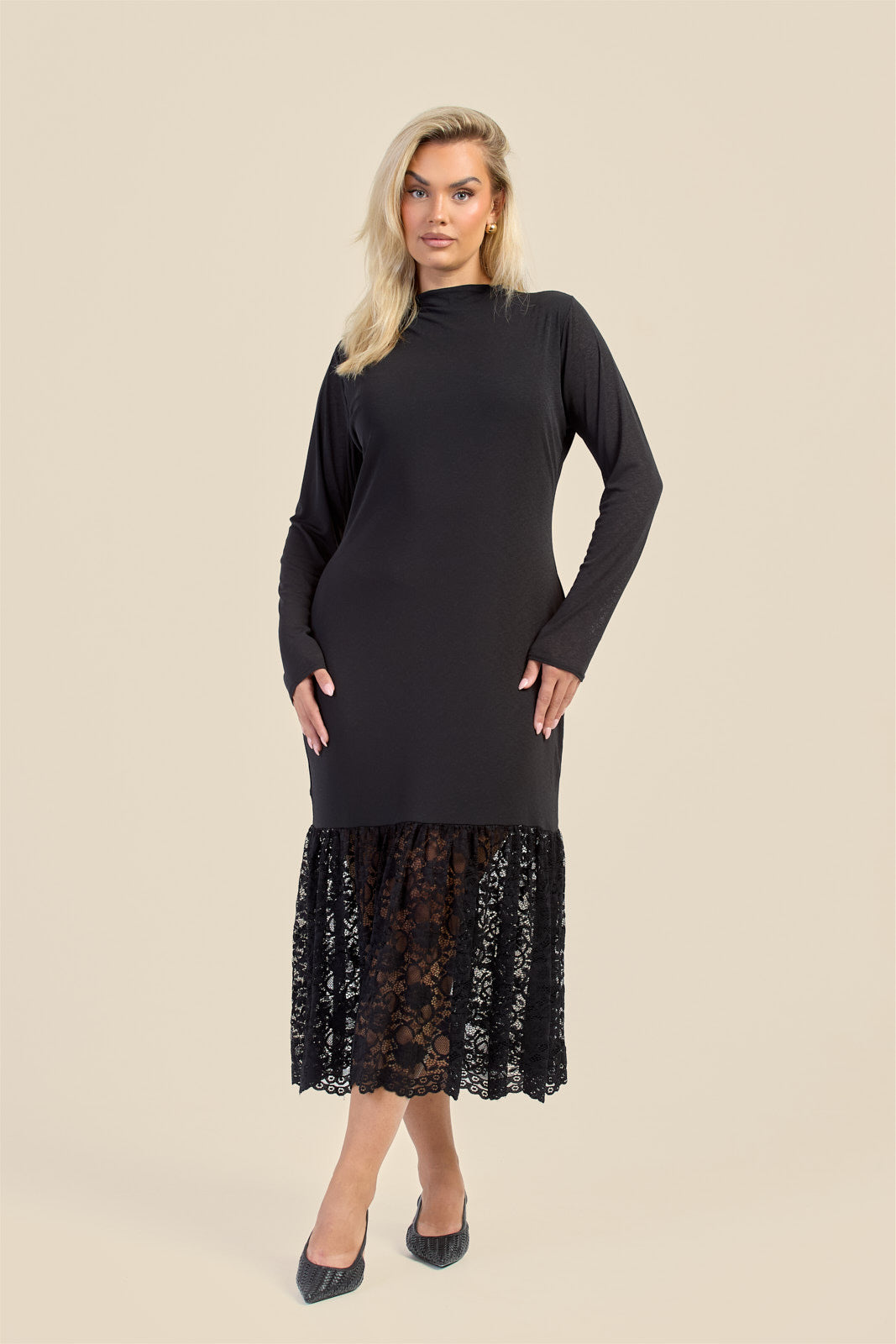 Curve Long Sleeve Drop Hem Dress with Lace Fashion//SZN Curve Long Sleeve Drop Hem Dress with Lace Fashion//SZN