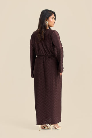 Curve Plisse Twist Front Flare Sleeve Midaxi Dress