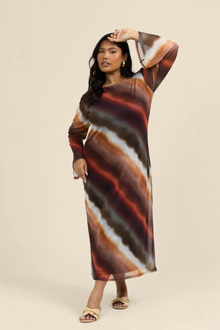 Curve flare sleeve loose fit midi dress in Ombre stripe print