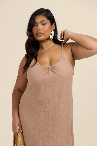 Curve Textured Crinkle Trapeze Style maxi dress in camel