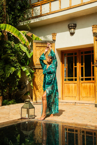 Curve Palm Print Twist Front Kaftan